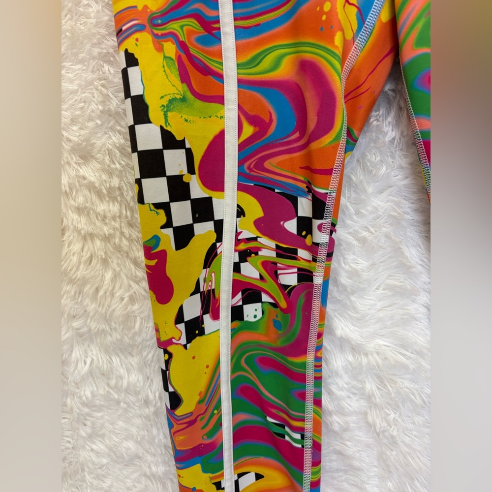 🌈 Peloton x Brittany Allen Printed Cargo Leggings | Activewear | Size Medium 🌈✨ - Picture 7 of 17